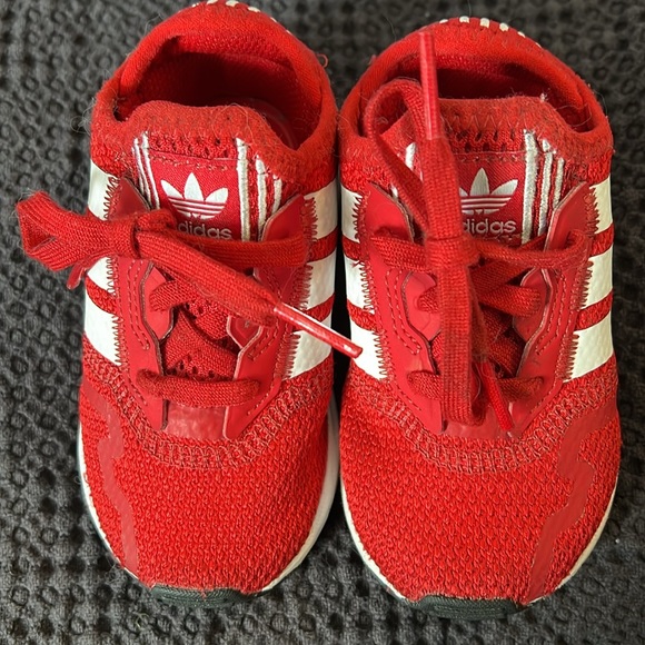 SOLD Toddler/Kids Adidas - Picture 4 of 6